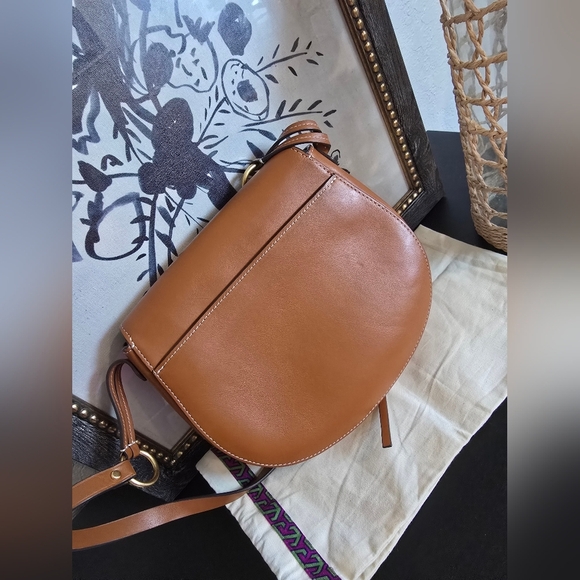 Tory Burch Leather Crossbody Saddle Bag - Picture 5 of 11
